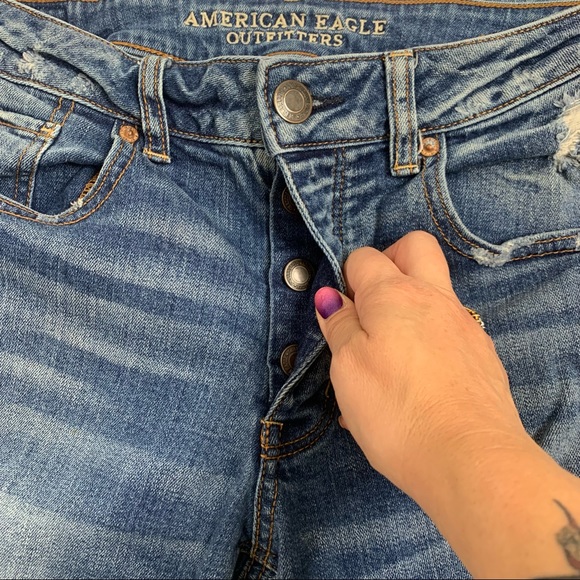 American Eagle Outfitters Destroyed Straight Leg Mid-Rise Jeans - Picture 8 of 15